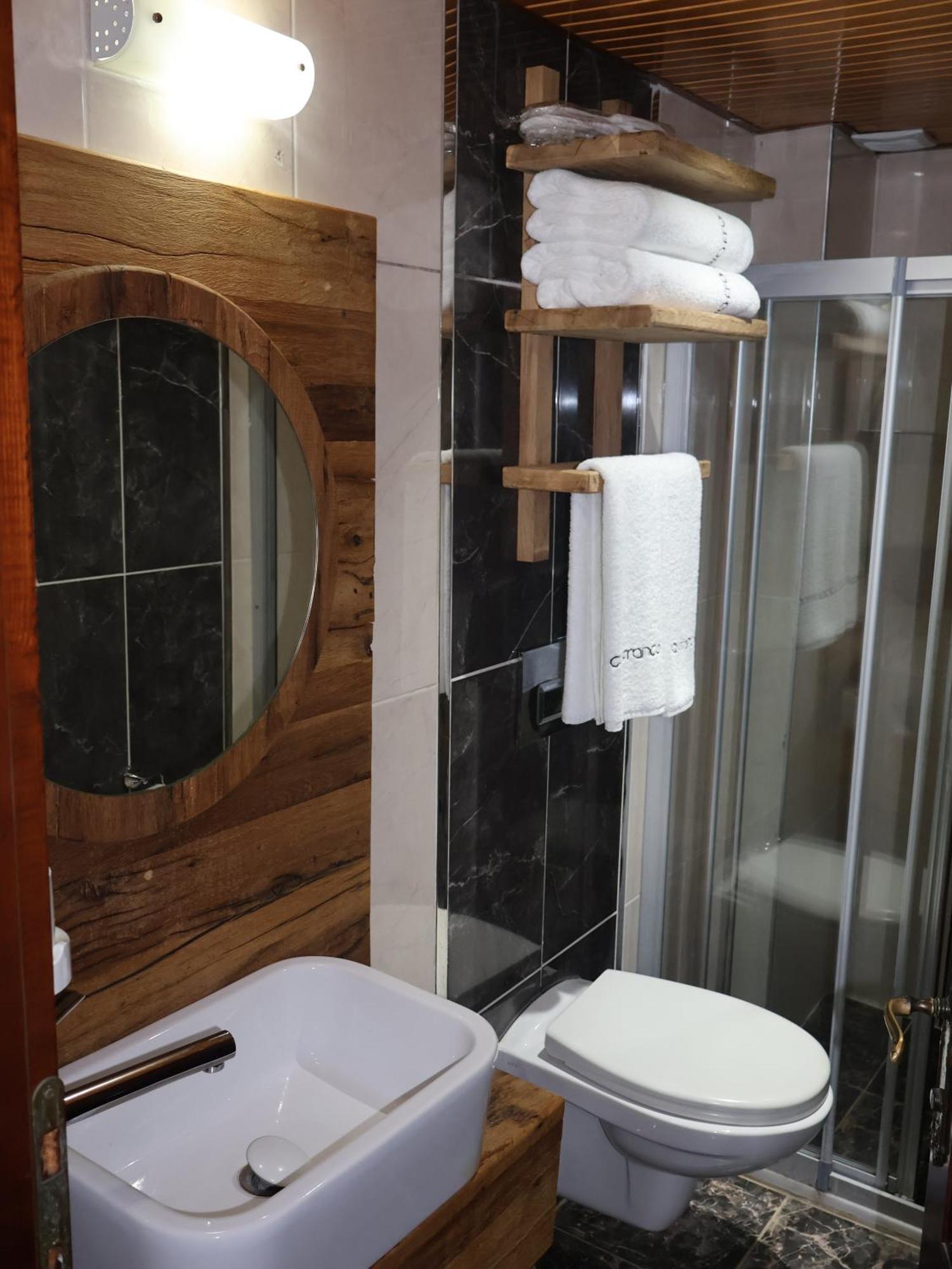 Casa Franco Old Town Hotel Анталия Екстериор снимка