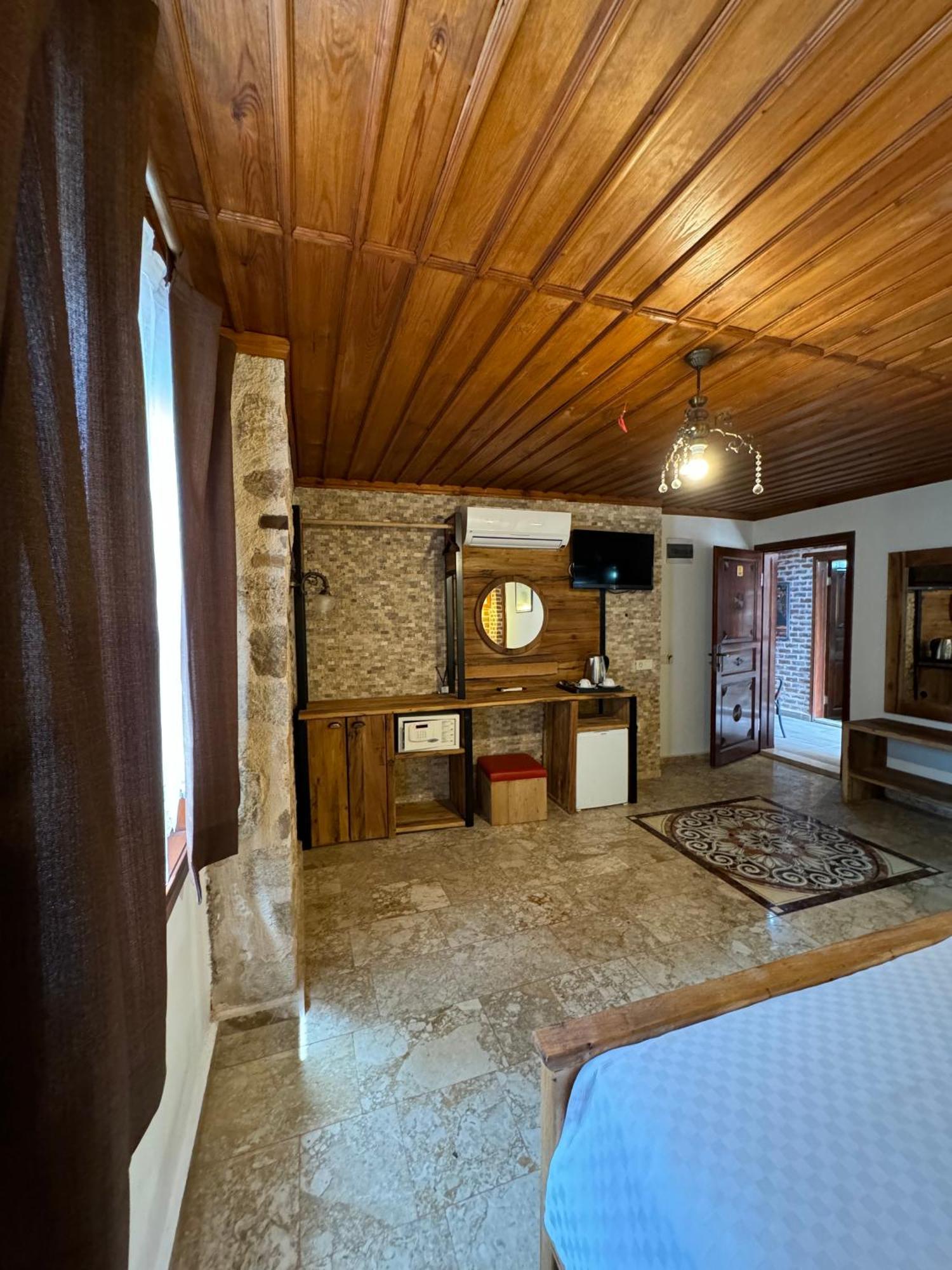 Casa Franco Old Town Hotel Анталия Екстериор снимка