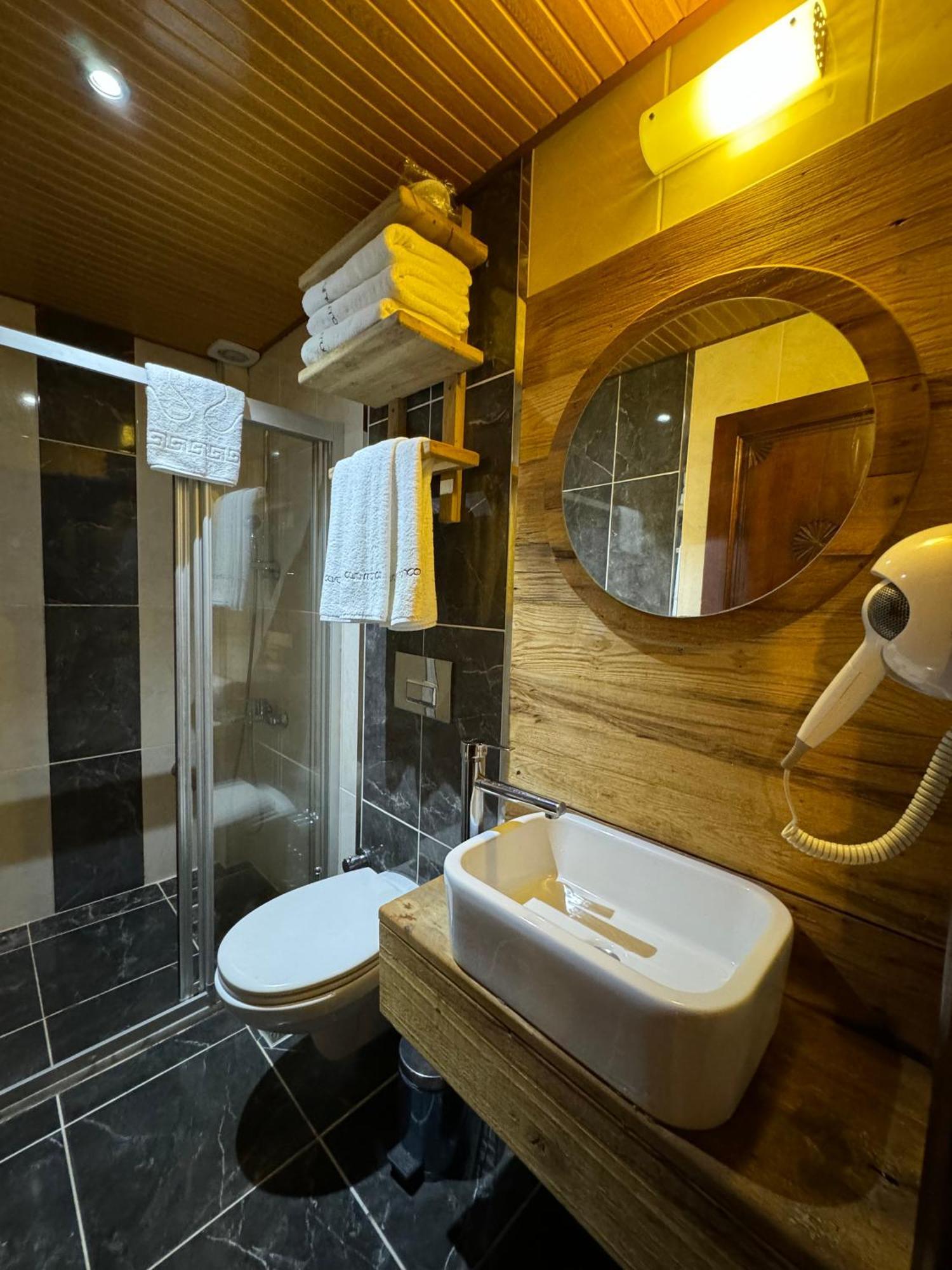 Casa Franco Old Town Hotel Анталия Екстериор снимка