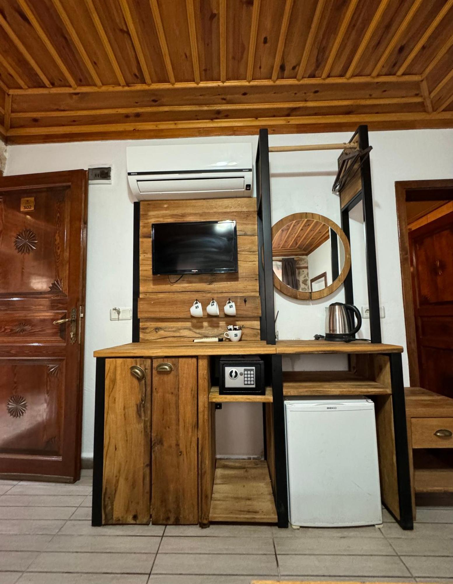 Casa Franco Old Town Hotel Анталия Екстериор снимка