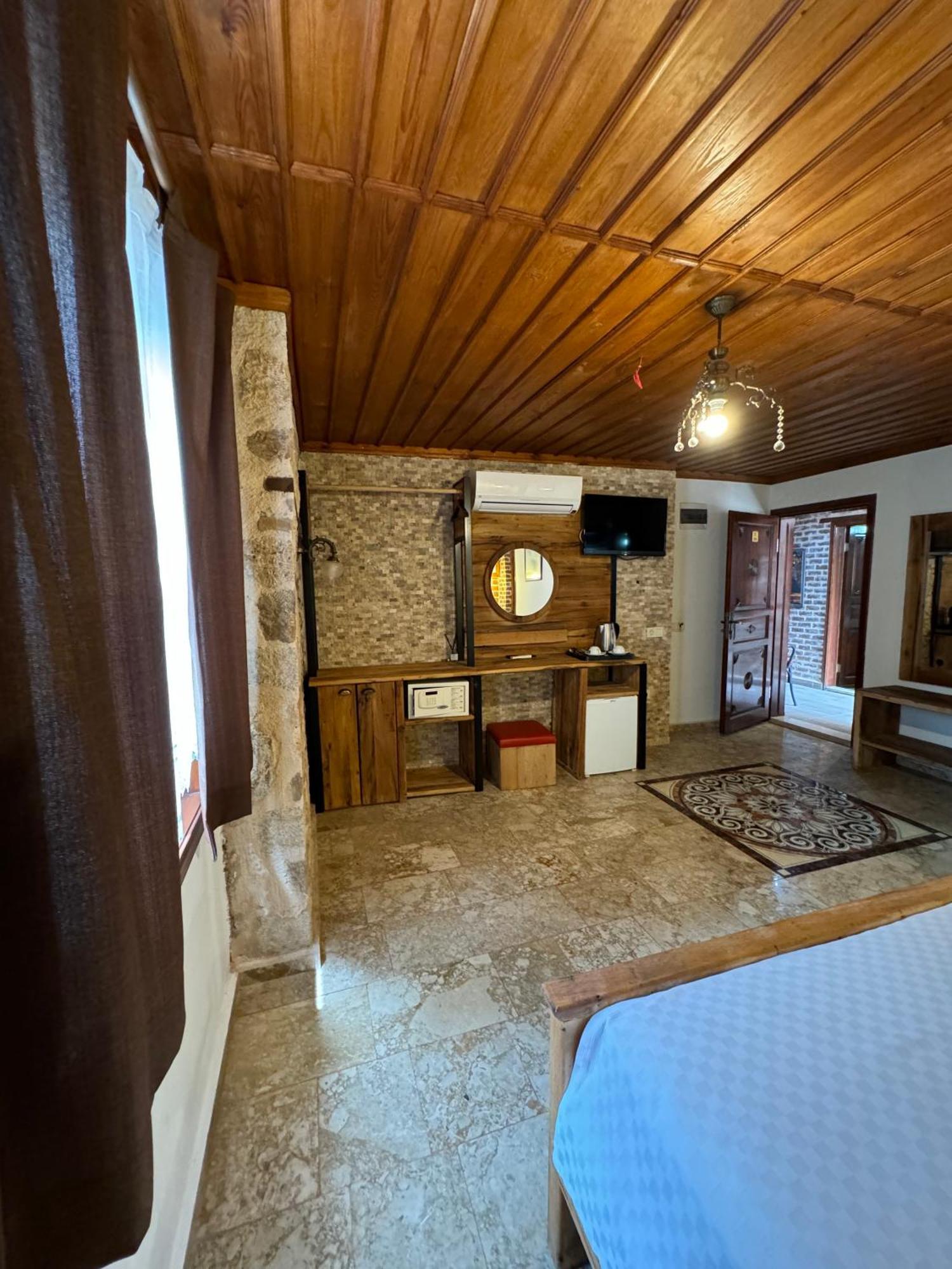 Casa Franco Old Town Hotel Анталия Екстериор снимка