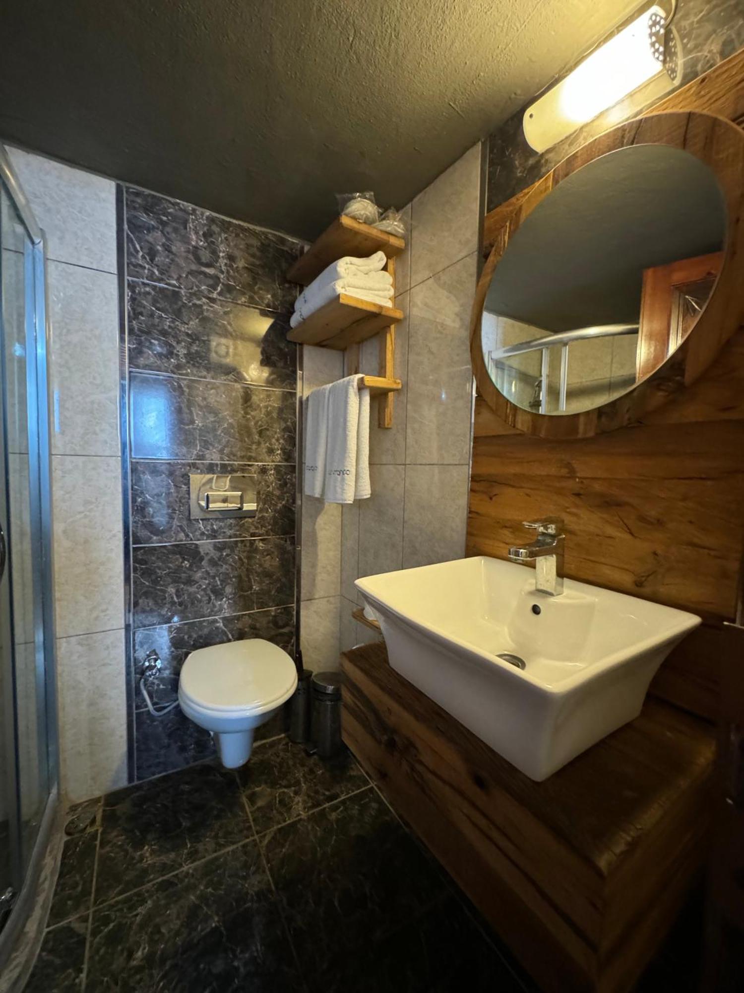 Casa Franco Old Town Hotel Анталия Екстериор снимка