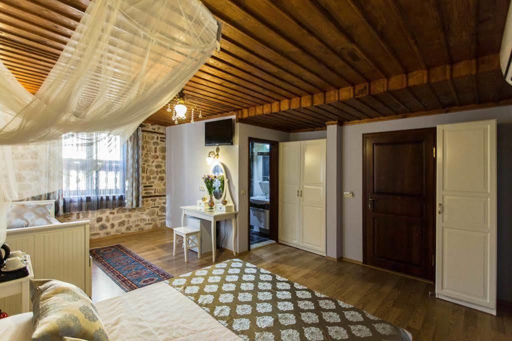 Casa Franco Old Town Hotel Анталия Екстериор снимка