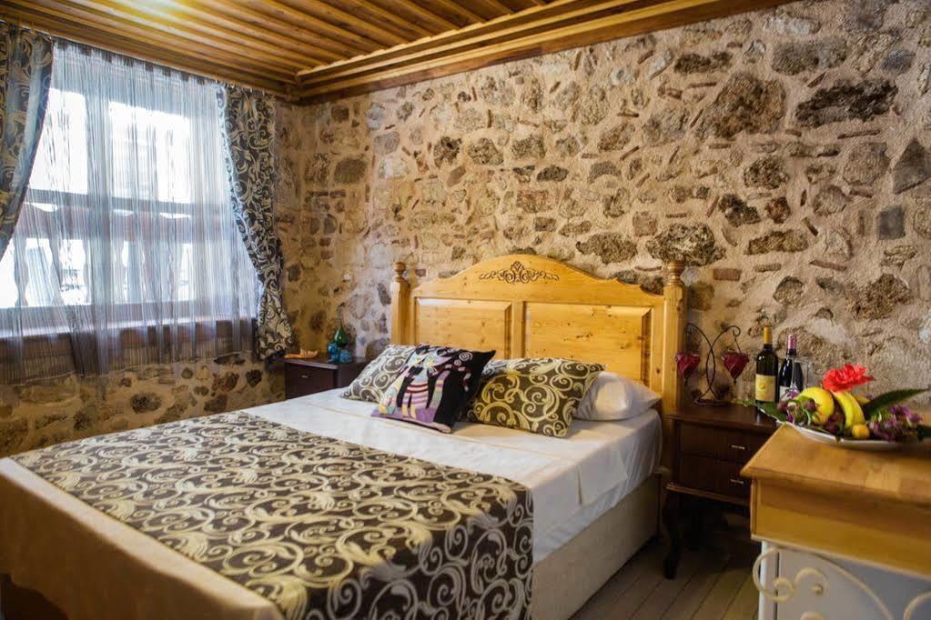 Casa Franco Old Town Hotel Анталия Екстериор снимка