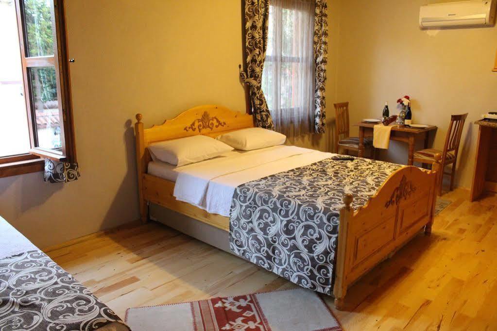 Casa Franco Old Town Hotel Анталия Екстериор снимка